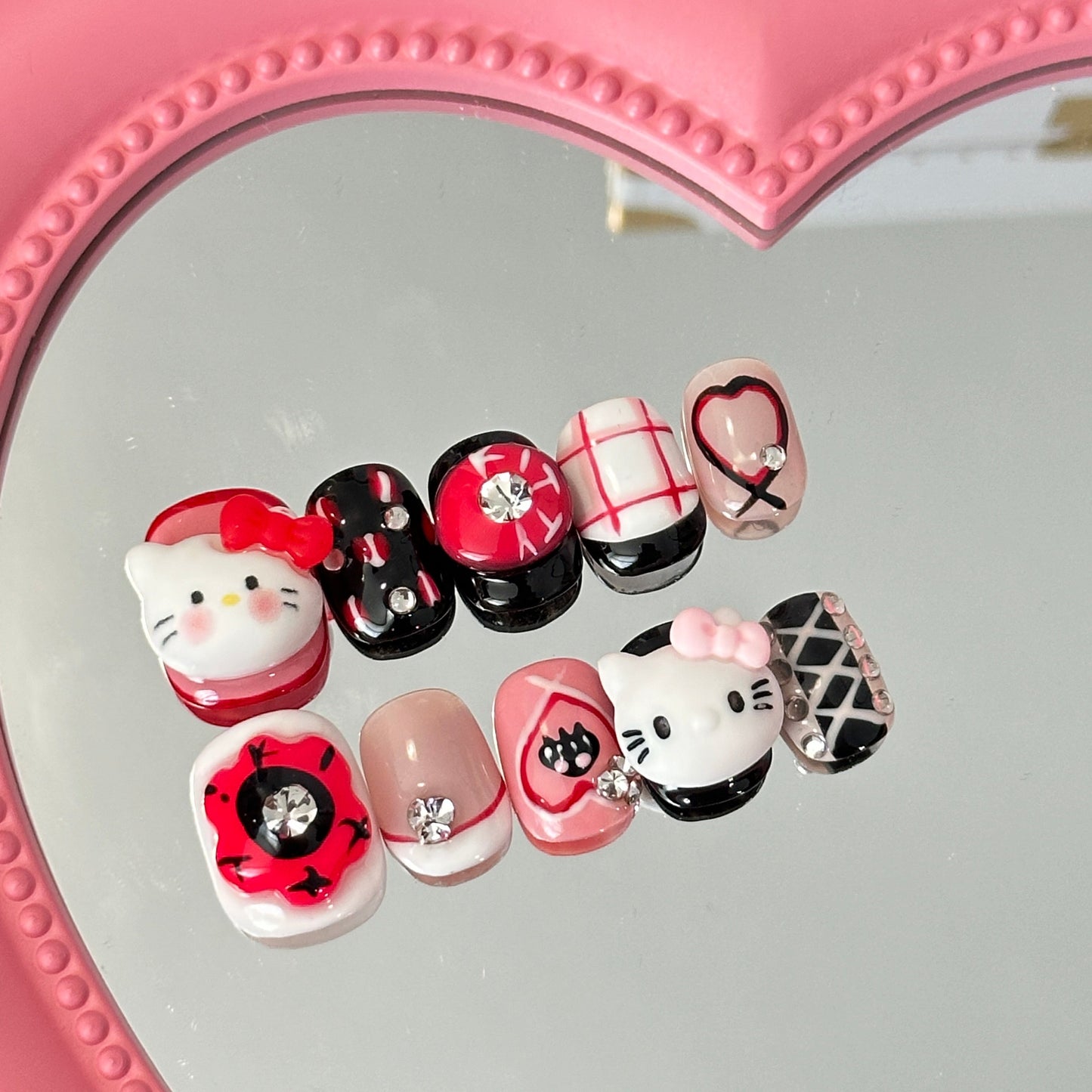 Press On Nails / Salon quality / Kitty KK