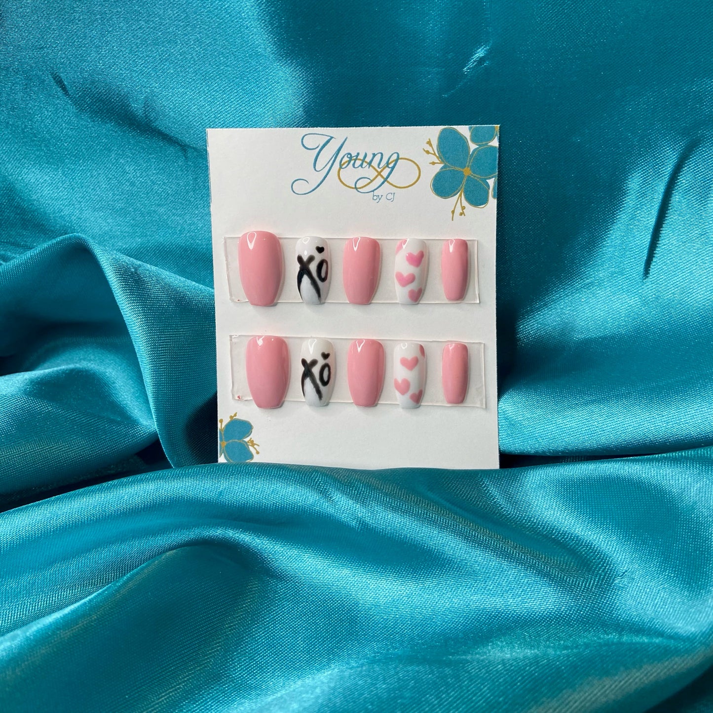 XOXO Nails