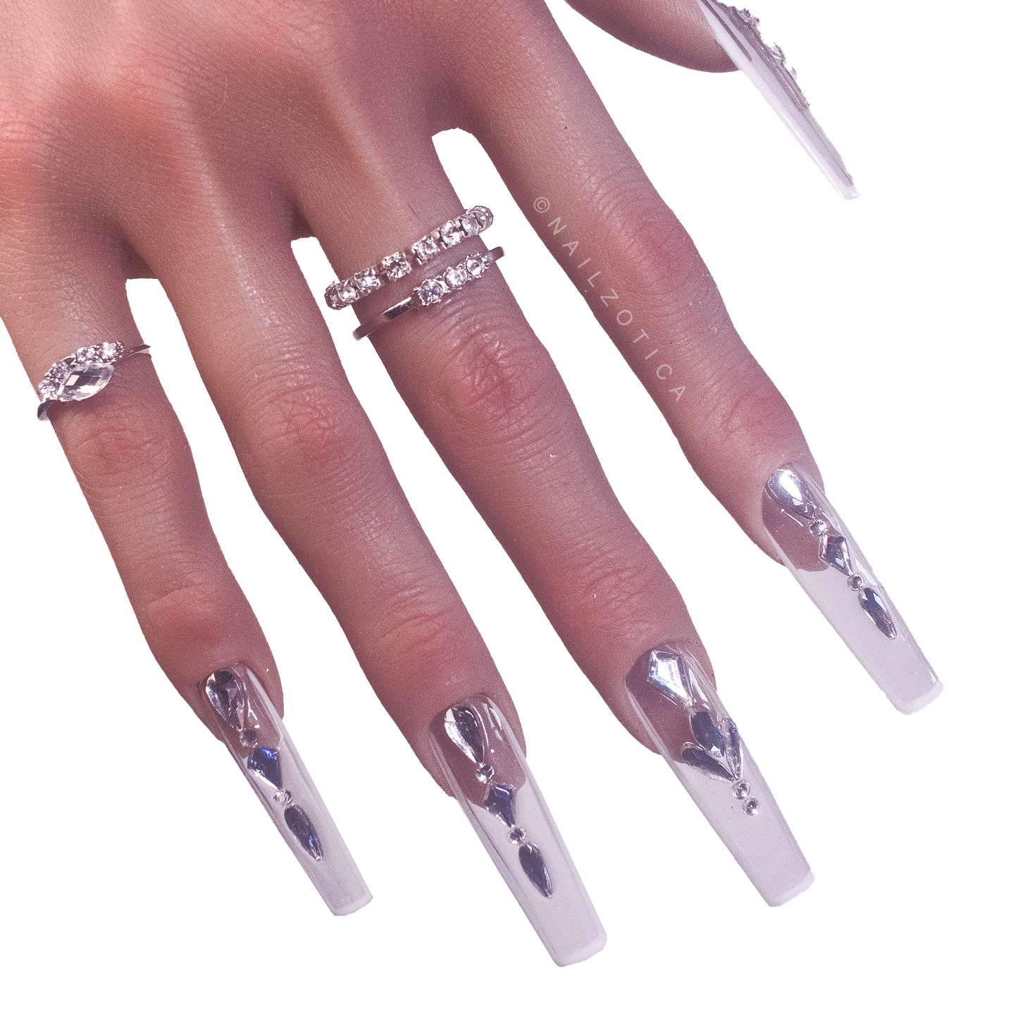 Queen of Diamonds - Handmade Acrylic Press On Nails