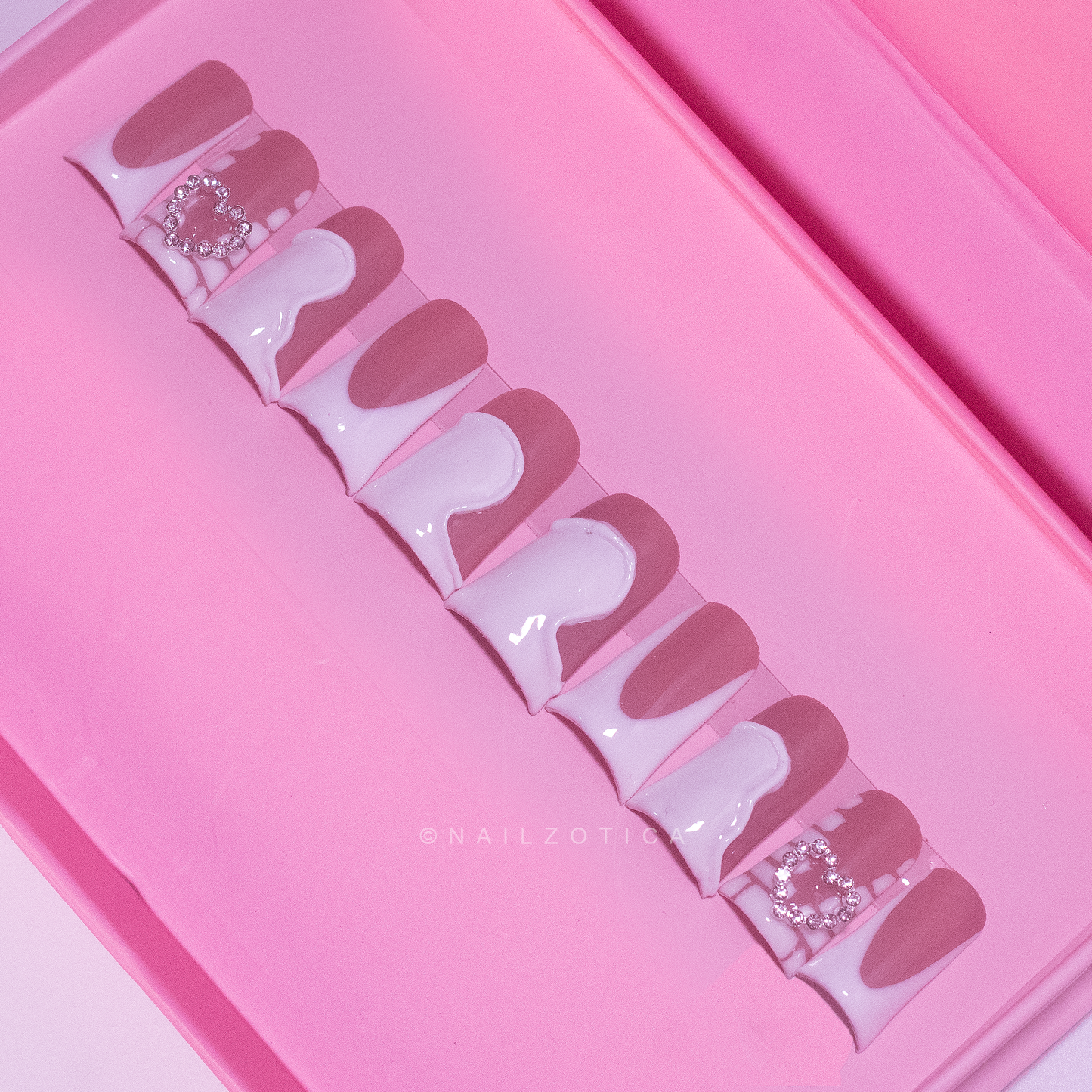Sleek Swirls - Handmade Acrylic Press On Nails
